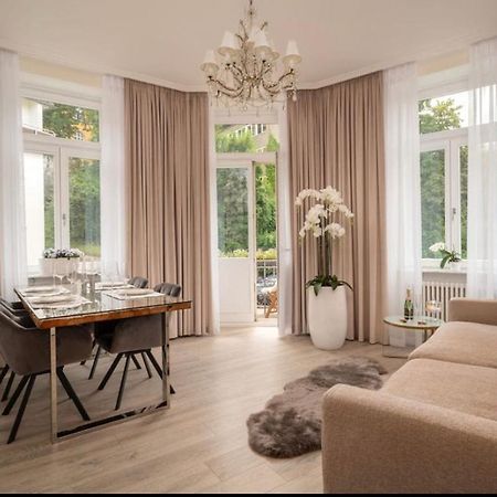 Vip Apart Center Baden-Baden Exteriör bild